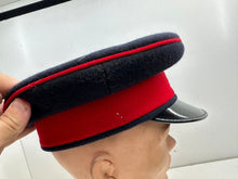 Lade das Bild in den Galerie-Viewer, Genuine British Army Peaked Cap - Royal Artillery - Size 55cm - The Militaria Shop