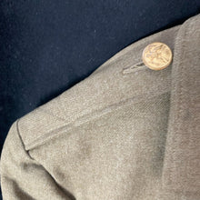 Lade das Bild in den Galerie-Viewer, Original WW2 US Army Class A Dress Jacket 1940 - Private Ryan Prop - 39" Long - The Militaria Shop