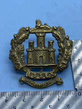 Load image into Gallery viewer, The Essex Regiment 3rd Volunteer Battalion Boer War Era Cap Badge - The Militaria Shop