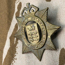 Load image into Gallery viewer, Original British Army Victorian Middlesex Volunteer Regiment Cap Badge - The Militaria Shop