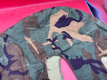 Load image into Gallery viewer, Original US Army M1 Camo Helmet Cover - Vietnam Found - Combat Worn - The Militaria Shop