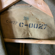 Charger l'image dans la galerie, Original WW2 US Army Class A Dress Jacket 1942 - Private Ryan Prop - 38" Regular - The Militaria Shop