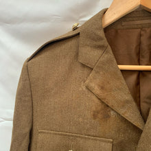Charger l'image dans la galerie, Genuine British Army No.2 Dress Uniform Tunic Jacket - Size 194/104/88 - The Militaria Shop