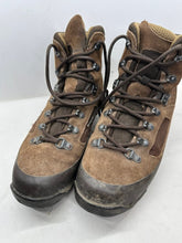 Load image into Gallery viewer, British Army Surplus Brown Leather Combat Boots - ITURRI - Size UK 9 M - The Militaria Shop