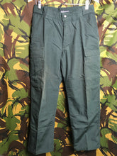 Load image into Gallery viewer, Vintage 511 Combat Tactical Series Cargo Pants Trousers - Size Medium Short - The Militaria Shop