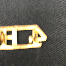 Load image into Gallery viewer, Original WW1 British Army Brass Shoulder Title - 4th Hussars - The Militaria Shop