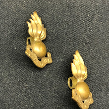Charger l'image dans la galerie, Original British Collar Badge Pair - Royal Engineers - The Militaria Shop