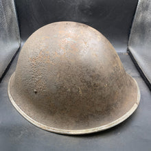 Lade das Bild in den Galerie-Viewer, Original British/Canadian Army WW2 Mk3 Turtle High Rivet Combat Steel Helmet - The Militaria Shop