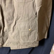 Charger l'image dans la galerie, Original WW2 US Army Class A Dress Jacket 1942 - Private Ryan Prop - 38" Regular - The Militaria Shop