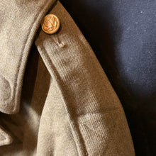 Charger l'image dans la galerie, Original WW2 US Army Class A Dress Jacket 1942 - Private Ryan Prop - 38" Regular - The Militaria Shop