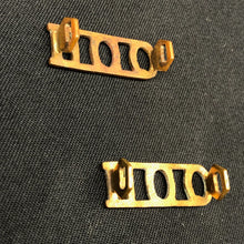 Load image into Gallery viewer, Original WW2 British Army Queen's Own Hussars Q.O.H Brass Shoulder Titles - The Militaria Shop