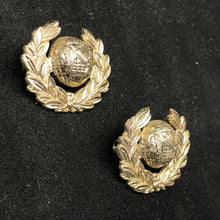 Charger l'image dans la galerie, Original British Collar Badge Pair - Royal Marines - The Militaria Shop