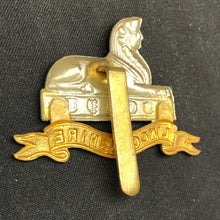 Load image into Gallery viewer, Original WW2 British Army Cap Badge - Royal Lincolnshire Regiment - The Militaria Shop