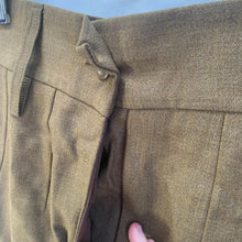 Charger l'image dans la galerie, Genuine British Army FAD No.2 Dress Uniform Skirt - Size 63/72/100 - The Militaria Shop
