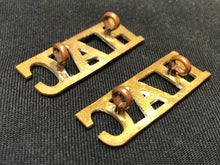 Load image into Gallery viewer, Original WW1 British Army Brass Shoulder Titles - Honourable Artillery Company - The Militaria Shop