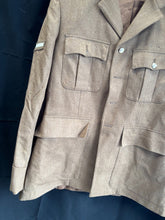Lade das Bild in den Galerie-Viewer, Grade 1 British Army FAD No2 Dress Uniform Jacket - Size 182/108/100 - The Militaria Shop