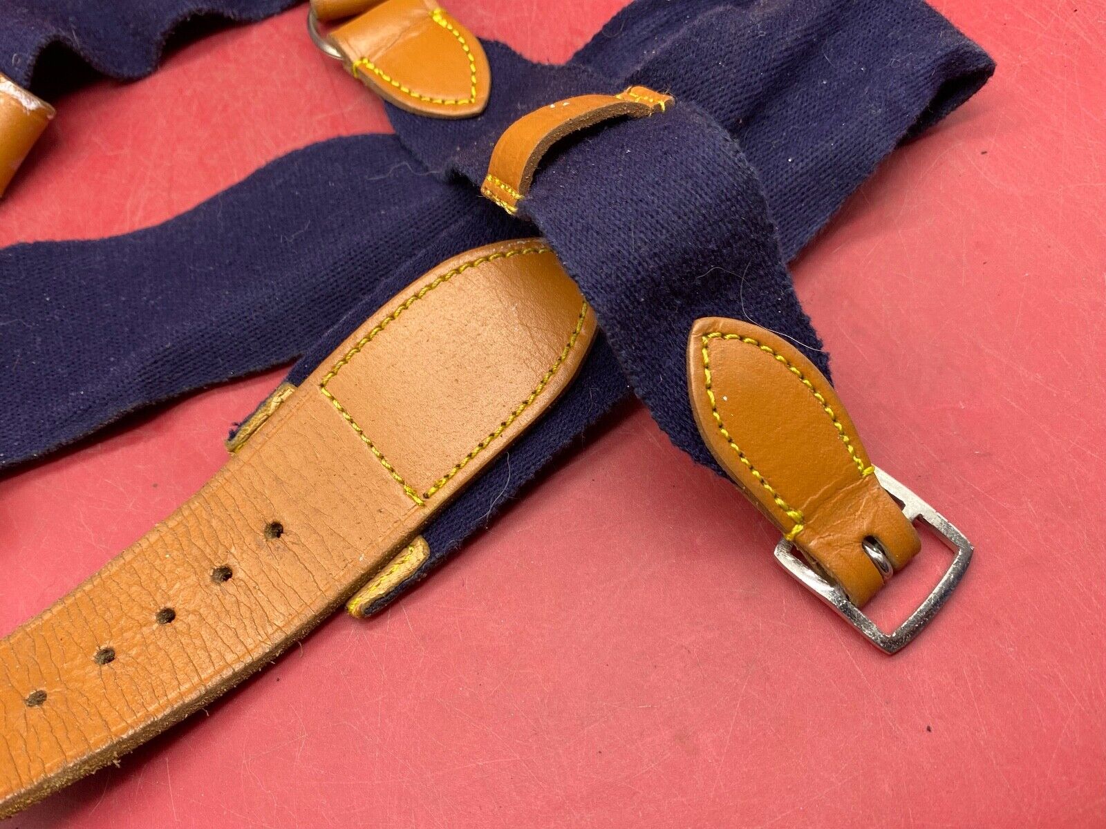 WW2 British Army Hussars Blue Canvas and Leather Belt with WM Fittings. 34 inch. - The Militaria Shop