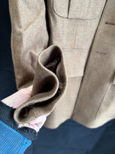 Load image into Gallery viewer, Grade 1 British Army FAD No2 Dress Uniform Jacket - Size 164/88/76 - The Militaria Shop