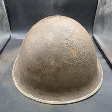 Lade das Bild in den Galerie-Viewer, Original British/Canadian Army WW2 Mk3 Turtle High Rivet Combat Steel Helmet - The Militaria Shop