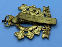 Load image into Gallery viewer, Original Canadian Army Le Regiment de Hull Cap Badge - The Militaria Shop