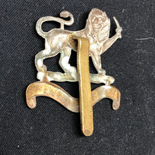 Load image into Gallery viewer, Genuine WW2 British Army Brass Cap Badge - Herefordshire Light Infantry - The Militaria Shop