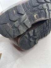 Lade das Bild in den Galerie-Viewer, British Army Surplus Brown Leather Combat Boots - ITURRI - Size UK 9 M - The Militaria Shop