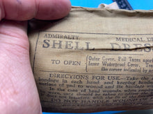 Lade das Bild in den Galerie-Viewer, Original WW2 British Royal Navy Admiralty Issue 1944 Shell / Wound Dressing - The Militaria Shop