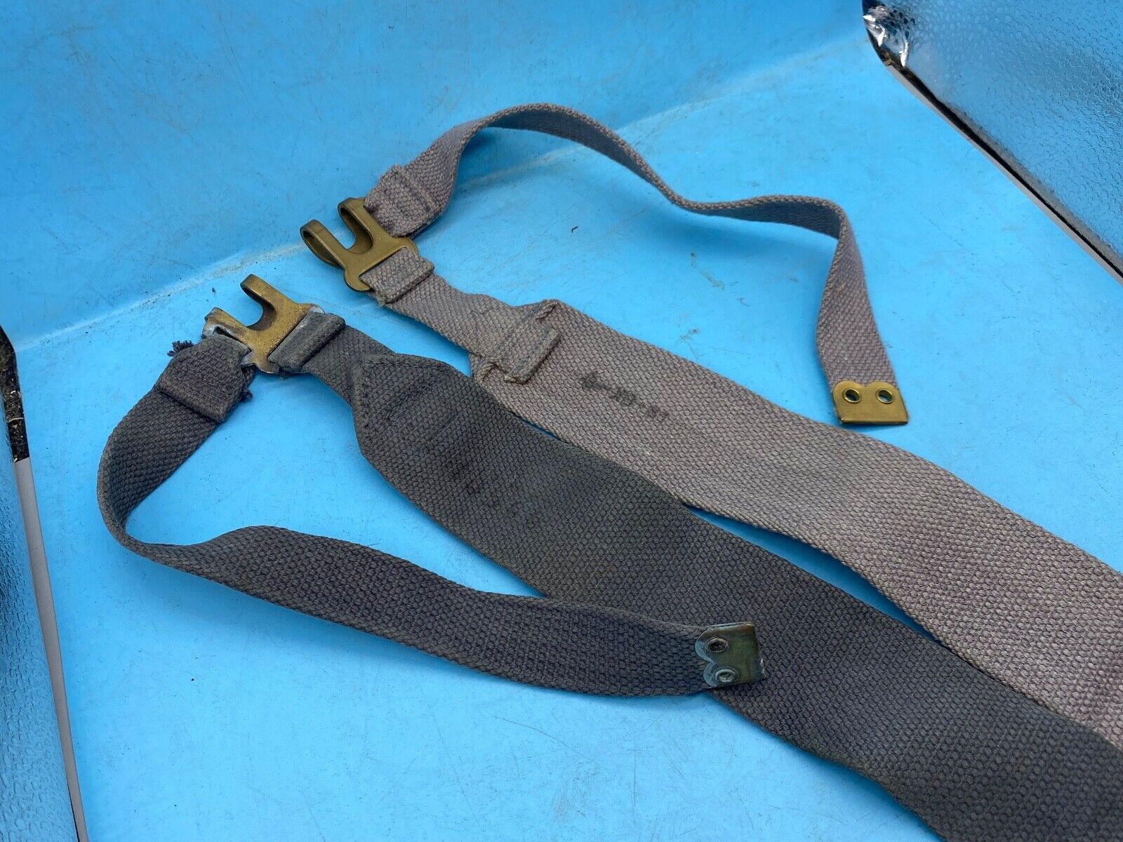 Original Pair of WW2 British Royal Air Force 37 Pattern RAF Blue Canvas L-Straps - The Militaria Shop