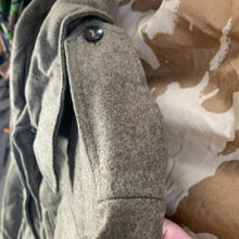 Load image into Gallery viewer, West German Field Jacket Green Wool Shirt Military Uniform Germany - 35" Chest - The Militaria Shop