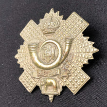 Load image into Gallery viewer, Original WW1/WW2 British Army Cap Badge - Highland Light Infantry - The Militaria Shop