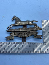 Lade das Bild in den Galerie-Viewer, Original British Army 1st Volunteer Battalion West Yorkshire Regiment Cap Badge - The Militaria Shop