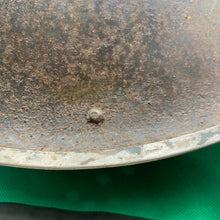 Charger l'image dans la galerie, Original British Army Combat Helmet Mk4 - The Militaria Shop