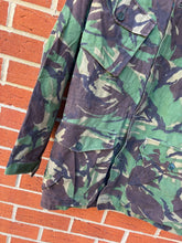 Load image into Gallery viewer, Surplus British Army DPM Smock Combat Size 180/96 - The Militaria Shop