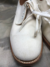 Load image into Gallery viewer, Genuine British Army Women's White Summer Shoes - WW2 Pattern - Size UK 4.5 S - The Militaria Shop