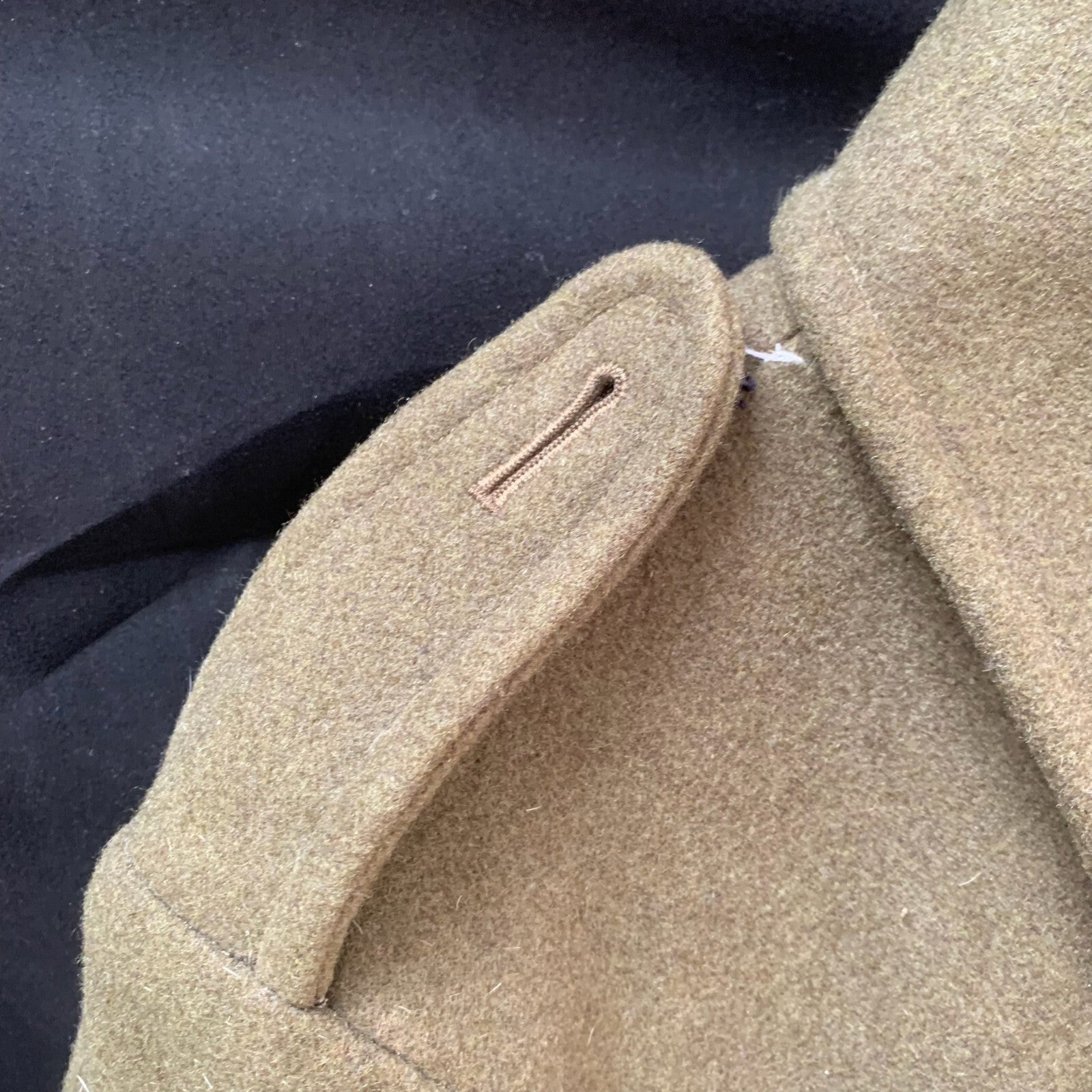 Genuine British Army Man's Mounted Regiment Khaki Greatcoat - 37" Chest - The Militaria Shop