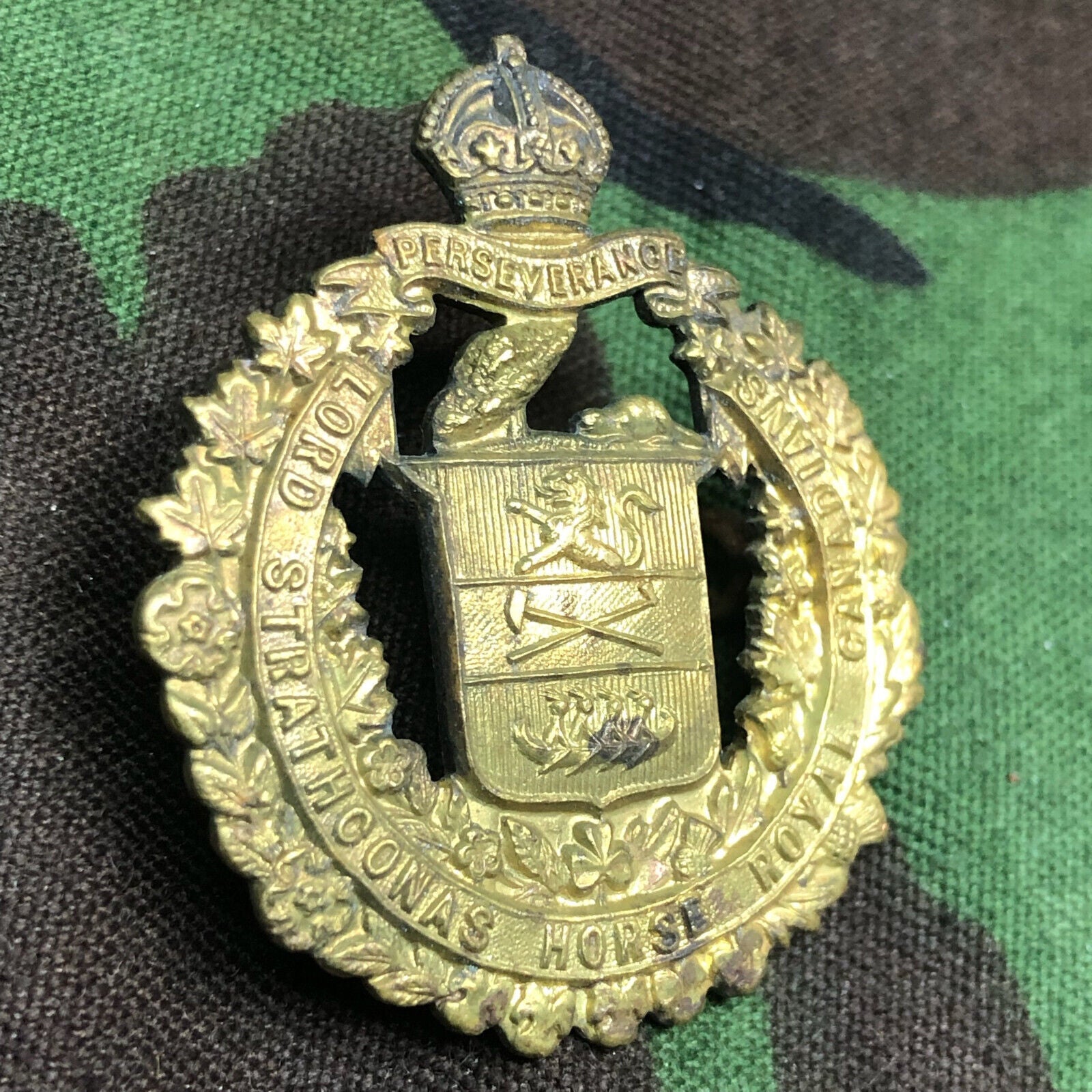Original Canadian Army Lord Strathcona's Horse (Royal Canadians) Cap Badge - The Militaria Shop