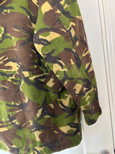 Load image into Gallery viewer, Genuine British Army DPM Camouflaged Windproof Smock -Size 170/96 - The Militaria Shop