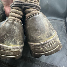 Load image into Gallery viewer, Army Brown Leather BATES Combat Boots - Size EU 41 - UK 7M - The Militaria Shop