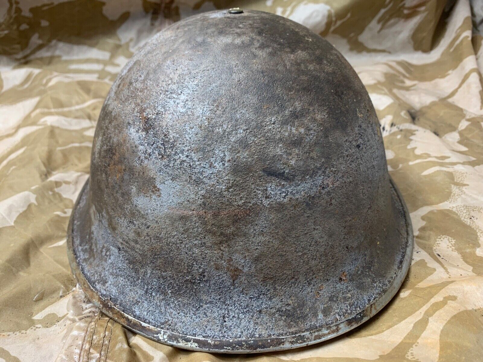 WW2 Mk3 High Rivet Turtle - British / Canadian Army Helmet - Nice Original - The Militaria Shop