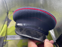 Lade das Bild in den Galerie-Viewer, Genuine British Army Royal Engineers Peaked Cap - Size 59cm - The Militaria Shop