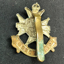 Charger l'image dans la galerie, Genuine WW2 British Army Brass Cap Badge - Sherwood Foresters - The Militaria Shop