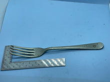 Lade das Bild in den Galerie-Viewer, Original WW1 / WW2 Australian Army Marked Mess Fork - The Militaria Shop