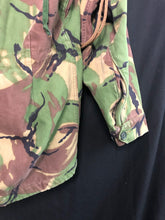 Load image into Gallery viewer, Genuine British Army 68 Pattern DPM Field Jacket Smock Paratrooper - 36" Chest - The Militaria Shop