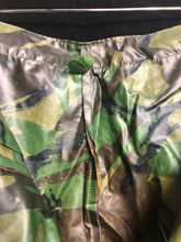 Lade das Bild in den Galerie-Viewer, Genuine British Army DPM Woodland Camouflage Waterproof Trousers - Size 70/80 - The Militaria Shop