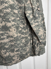Lade das Bild in den Galerie-Viewer, Surplus US Army ACU Combat Uniform Jacket-Small Regular - The Militaria Shop