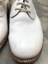 Load image into Gallery viewer, Genuine British Army Women's White Summer Shoes - WW2 Pattern - Size UK 5 L - The Militaria Shop