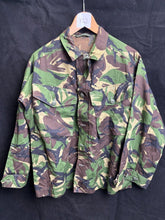 Load image into Gallery viewer, Surplus British Army DPM Camouflaged Jacket Combat Lightweight - Size 160/196 - The Militaria Shop