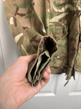 Lade das Bild in den Galerie-Viewer, British Army MTP Camouflaged Windproof Combat Jacket Smock - Size 160/96 - The Militaria Shop