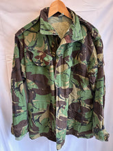 Load image into Gallery viewer, Genuine British Army Surplus DPM Camouflaged 1968 Pattern Smock - Size 36" Chest - The Militaria Shop