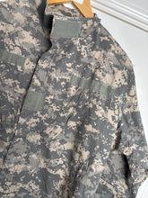 Load image into Gallery viewer, Surplus US Army ACU Combat Uniform Jacket-Medium Long - The Militaria Shop